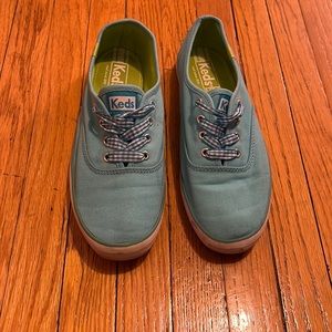 Light blue keds